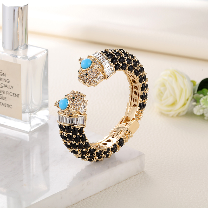 Sally's Paradise Pulseiras de  - Paradise Jewelry & Watches Llc Miami Photos avaliação e preço